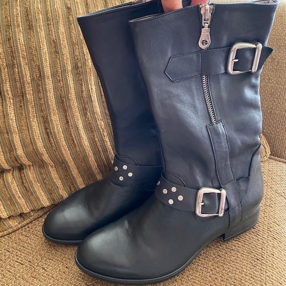 hunter wellies leaking